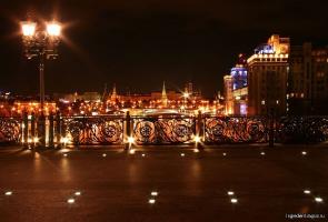 мост Патриарший (ночь)