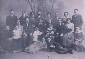 Иовнович Марк Львович и его семья