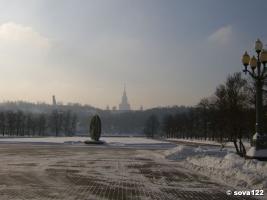МГУ в морозном тумане (18 февраля 2006 г.)