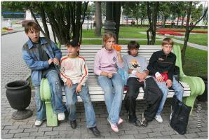 Вадик,Серёжа,Катя,Серёга и Гуффи.Москва.Встреча и расставание.... (11 августа 2006 г.)